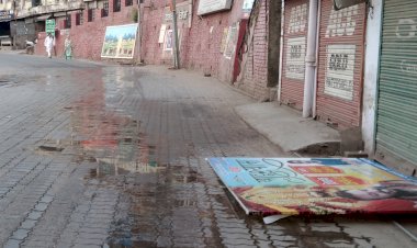 मॉल रोड़ पर सवीरेज लाईन ध्वस्त