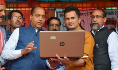 तीर्थन खड्ड पर 440 लाख रुपए की लागत से निर्मित वाहन योग्य पुल तथा 33 केवी विद्युत उप केंद्र का लोकार्पण किया