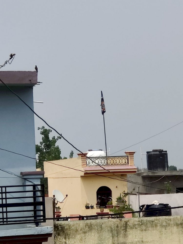 अब पांवटा में खालिस्तान झंडा लहराया
