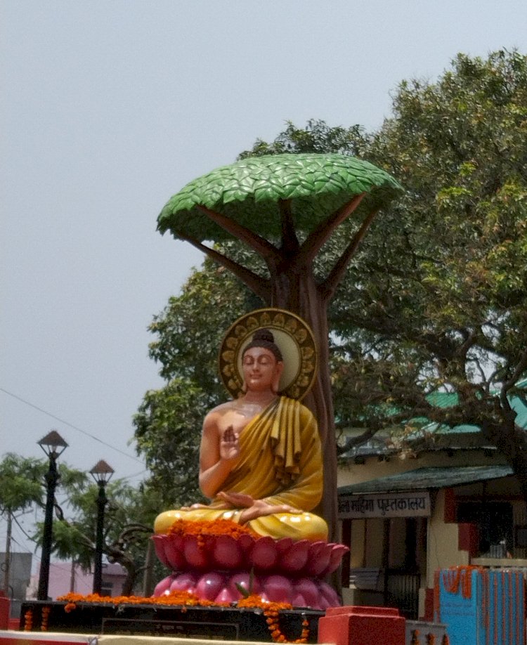 नाहन में भगवान बुद्ध की प्रतिमा का अनावरण