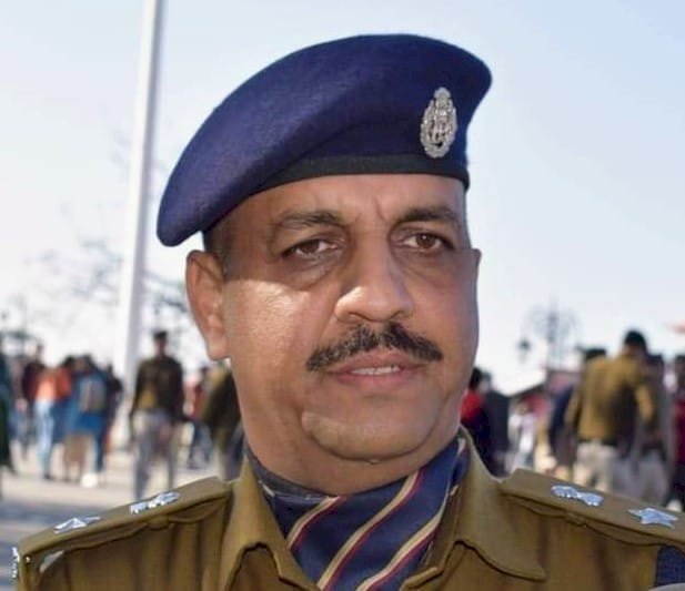पीओ सेल की टीम ने अदालत द्वारा भगौड़ा घौषित बद्दी से धर दबोचा।
