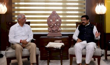 राज्यपाल ने केन्द्रीय शिक्षा मंत्री धर्मेन्द्र प्रधान से भेंट की
