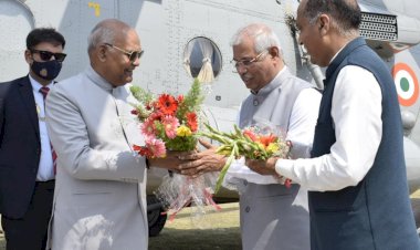 धर्मशाला पहुंचने पर राष्ट्रपति का गर्मजोशी से स्वागत