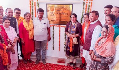 डा  बिन्दल ने कौलावाला भूड़ में आईटीआई भवन  बांध का भूमि पूजन किया