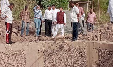 विधायक राजीव बिन्दल ने  कौलावाला में नवसृजित रिगड़वाला प्राथमिक पाठशाला का उदघाटन किया।