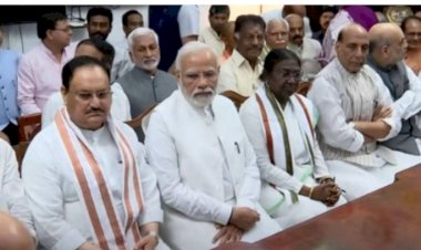 एनडीए उम्मीदवार द्रौपदी मुर्मू ने भरा से राष्ट्रपति पद के लिए नामांकन, पीएम समेत कई बड़े नेता रहे मौजूद