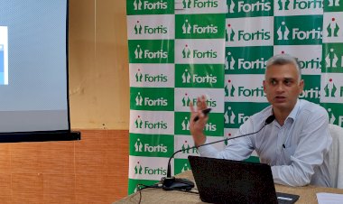 कार्डियक क्रिटिकल केयर यूनिट जटिल हृदय रोगों के लिए एडवांस्ड ट्रीटमेंट विकल्प प्रदान करता है  फोर्टिस हॉस्पिटल मोहाली के सीनियर कंसल्टेंट, कार्डियोलॉजी डा. अंकुर आहूजा