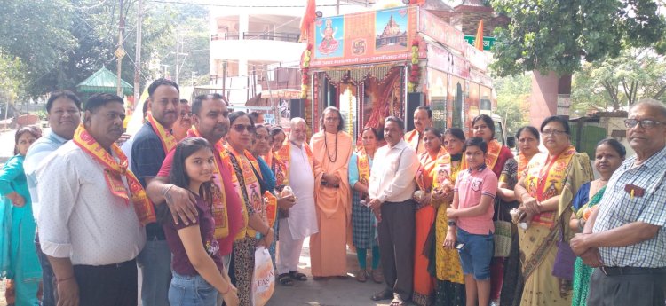 महालक्ष्मी रथ यात्रा नाहन में श्रद्धालुओं ने किया कच्चा टैंक क्षेत्र में स्वागत