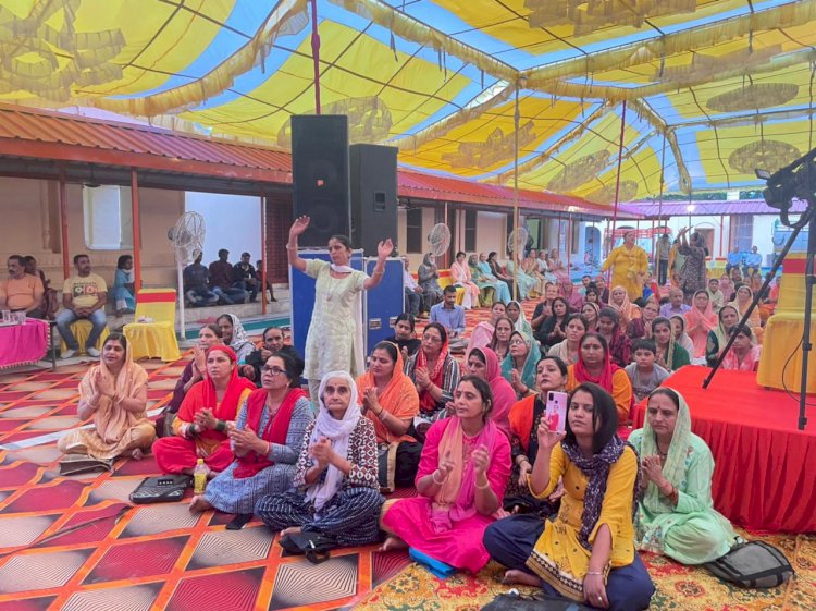 शिव महापुराण - श्रद्धालू भक्ति रस में डूबे