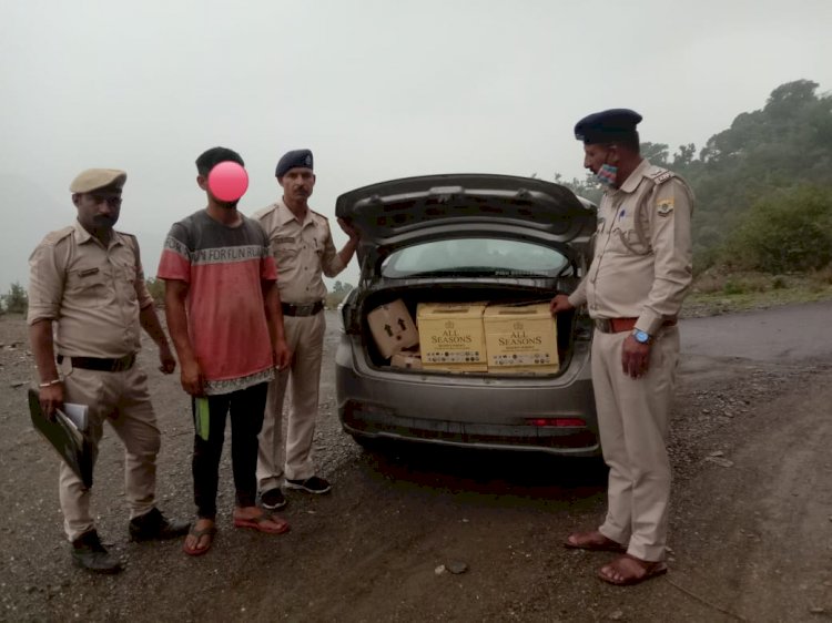 पुलिस थाना संगडाह की टीम ने  26 पेटियां शराब बरामद की ,आरोपी धरा