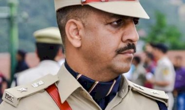 मोगीनंद में बर्तन की दुकान में राहगीरों को दडा-सट्टा खेलाने वाला हिरासत में