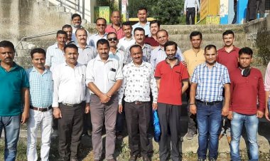 सुनिश्चित एवं पूर्व निर्धारित हों प्रवेश तिथियां : पुंडीर