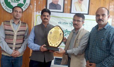 वन विभाग मिनिस्ट्रियल स्टाफ की बैठक में ए पी सी सी एफ आर के गुप्ता ने किये महत्वपूर्ण ऐलान