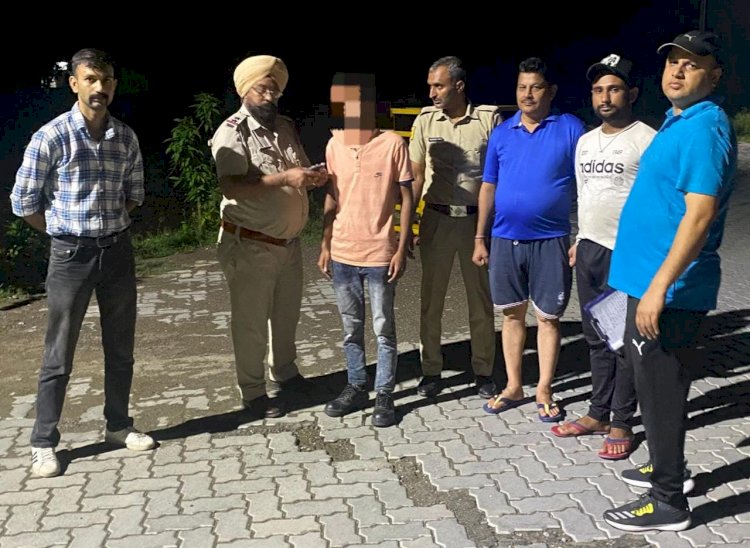 पुलिस ने नशीली दवाओं की खेप पकड़ी ,आरोपी पुलिस रिमांड में