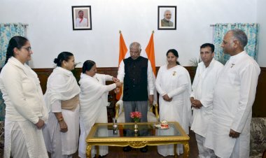 प्रजापिता ब्रह्म कुमारी की सदस्यों ने राज्यपाल को राखी बांधी