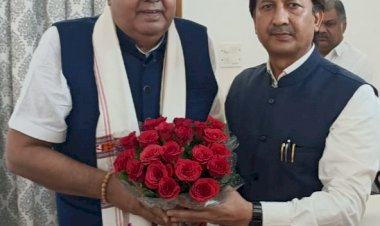 Himachal  Pradesh Rajya Sabha Member  Prof Dr Sikandar Kumar called on Vice President Sh Jagdeep  Dhankhar in New Delhi and congratulated him.