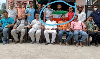 भाजपा कार्यकर्ताओं व नेताओं के खिलाफ  राष्ट्रध्वज के अपमान का मामला दर्ज किया जाए   -हिमाचल युवा कांग्रेस कहा आंदोलन की दी धमकी