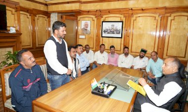 मुख्यमंत्री से नई पेंशन योजना कर्मचारी संघ के प्रतिनिमंडल ने भेंट की