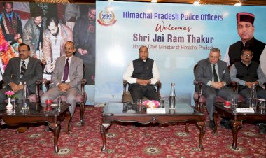 मुख्यमंत्री ने पुलिस अधिकारियों के वर्दी भत्ते में की वृद्धि की घोषणा वार्षिक वर्दी भत्ता 3675 रुपये से बढ़ाकर 15,000 रुपये किया