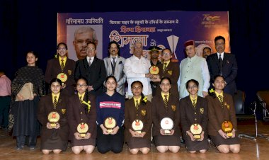 राज्यपाल ने 33 पाठशालाओं के 350 मेधावियों को सम्मानित किया