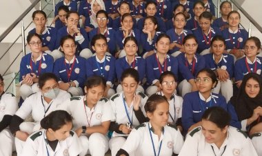 माता पद्मावती कॉलेज  की नर्सिंग छात्राओ का शत प्रतिशत कैंपस प्लेसमेंट