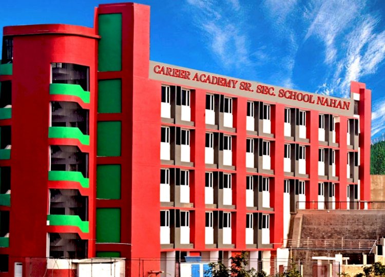 JEE MAINS मे करियर अकादमी के 11 छात्रों ने 90 PERCENTILE से अधिक स्कोर किए