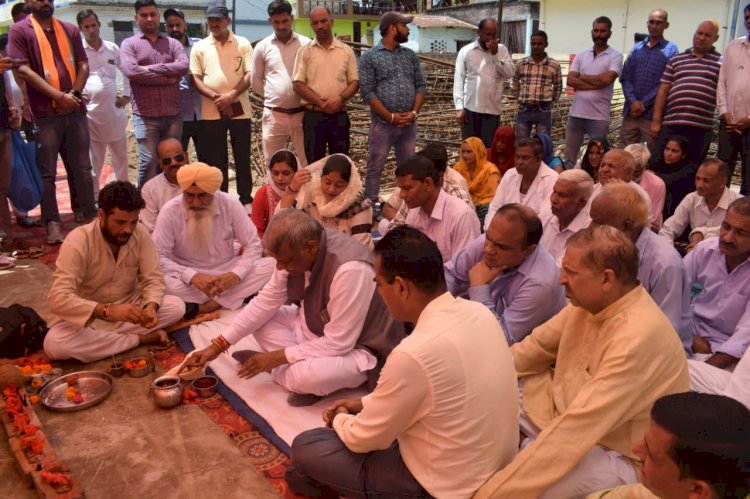 पुरूवाला कांशीपुर में 75 लाख की लागत से निर्मित होगा पंचायत भवन - सुखराम चौधरी