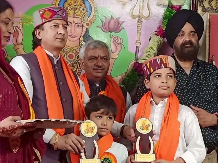डॉ सिकंदर ने गुगा मंदिर संजौली के लिए 2 लाख की घोषणा की