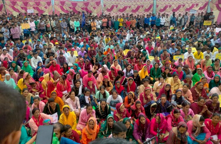 गिरिपार को जनजातीय घोषित करने के विरोध में अनुसूचित जाति वर्ग ने संगड़ाह में निकाली महा रैली