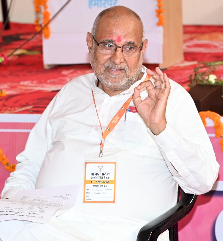 मुख्यमंत्री और बाद में देश के प्रधानमंत्री के रूप में नरेन्द्र मोदी के 20 वर्ष , सेवा , सुशासन और समर्पण के रहे अविनाश राय खन्ना