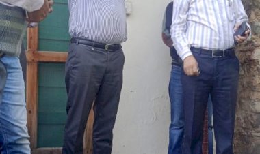 वन विभाग की भूस्खलन वाले भावनो पर कड़ी नज़र : आर के गुप्ता आर के गुप्ता ने भूस्खलन प्रभावित कालोनी का किया दौरा