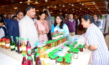 बागवानी में नई क्रांति ला रही है बागवानी विकास परियोजना: अमिताभ अवस्थी हिमाचल प्रदेश बागवानी विकास परियोजना के तहत एक दिवसीय सम्मेलन का आयोजन