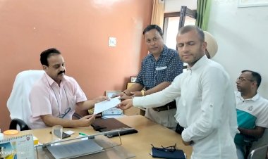 मेडिकल कॉलेज को लेकर आप ने सौंपा ज्ञापन