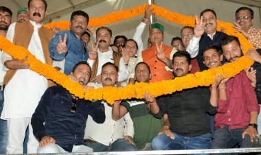 मुख्यमंत्री ने शिमला जिला के रोहडू विधानसभा क्षेत्र के लिए 29.65 करोड़ रुपये की विकासात्मक परियोजनाओं के लोकार्पण और शिलान्यास किए