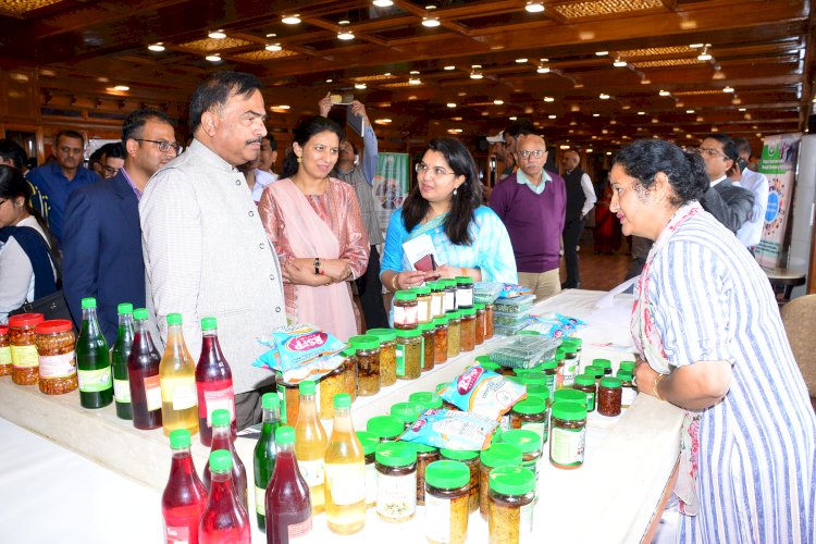 बागवानी में नई क्रांति ला रही है बागवानी विकास परियोजना: अमिताभ अवस्थी हिमाचल प्रदेश बागवानी विकास परियोजना के तहत एक दिवसीय सम्मेलन का आयोजन