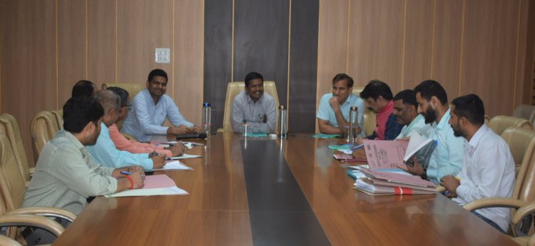 युवाओं को उनके मताधिकार का महत्व समझाना बेहद जरूरी - प्रियतु मंडल