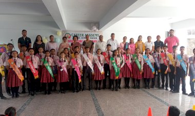 करियर अकादमी में अलंकरण समारोह आयोजित -शौर्य चौहान और ओशिन अंसारी चुने गए हेड बॉय और हेड गर्ल