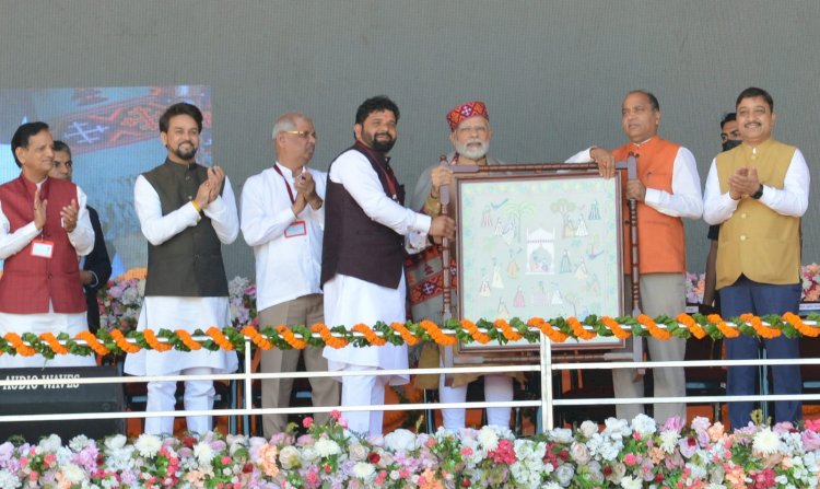प्रधानमंत्री ने चंबा में दो जलविद्युत परियोजनाओं की आधारशिला रखी