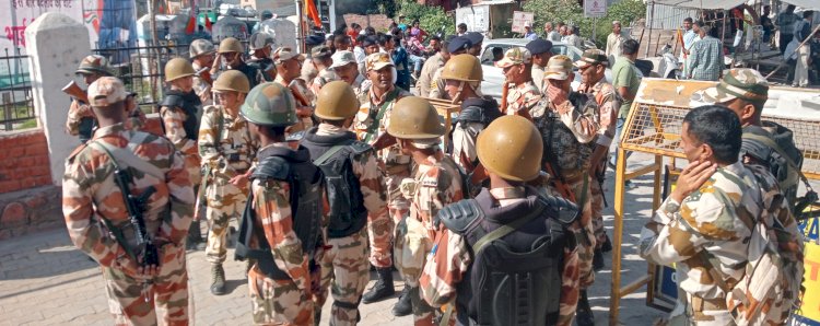 चुनाव के मद्देनजर प्रशासन ने सीमाएं सील