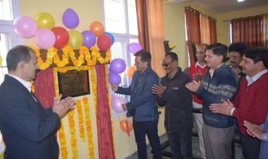 उपायुक्त ने खेल विभाग के जिम में अतिरिक्त मशीनों का किया लोर्कापण