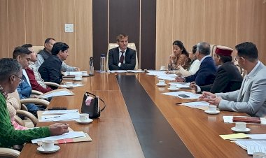 बाल संरक्षण व अधिकारों से जुड़े मुद्दे संवेदनषील-डीसी बच्चों का भविष्य संवारने के लिये हो इमानदार प्रयास