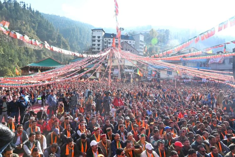 कांग्रेस ने हमेशा एक परिवार के नाम पर वोट माँगा   नड्डा