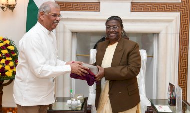 राज्यपाल ने नई दिल्ली मं राष्ट्रपति से भेंट की