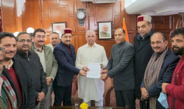 भाजपा ने राज्यपाल को कांग्रेस सरकार खिलाफल ज्ञापन सौंपा  - पूर्व भाजपा सरकार द्वारा खोले गए विभिन्न विभागों के सरकारी संस्थानों को बंद करने पर अपत्ति जताई