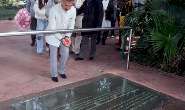 देश की एकता व अखंडता में इंदिरा गांधी का सर्वाेच्च बलिदान स्मरणीय: मुख्यमंत्री