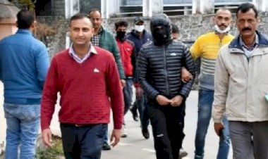 महिला आरोपी के बेटे ने पहले भी उत्तीर्ण की है जेओए आईटी की परीक्षा     खुलासा