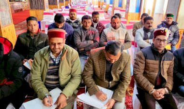 कांग्रेस सरकार ने रातों रात सरकारी दफ्तरों पर लगाए ताले : बलबीर वर्मा