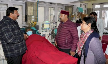 उप-मुख्यमंत्री ने कांग्रेस उपाध्यक्ष के पिता का कुशलक्षेम जाना