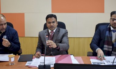 पंचायतों में प्राकृतिक संसाधनों के संरक्षण को लेकर करें काम, बीडीओ तय बनाएं बेहतर क्रियान्वयन - डॉ. निपुण जिंदल