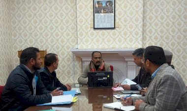 ग्रामीण विकास एवं पंचायती राज मंत्री ने की विकास कार्यों की समीक्षा